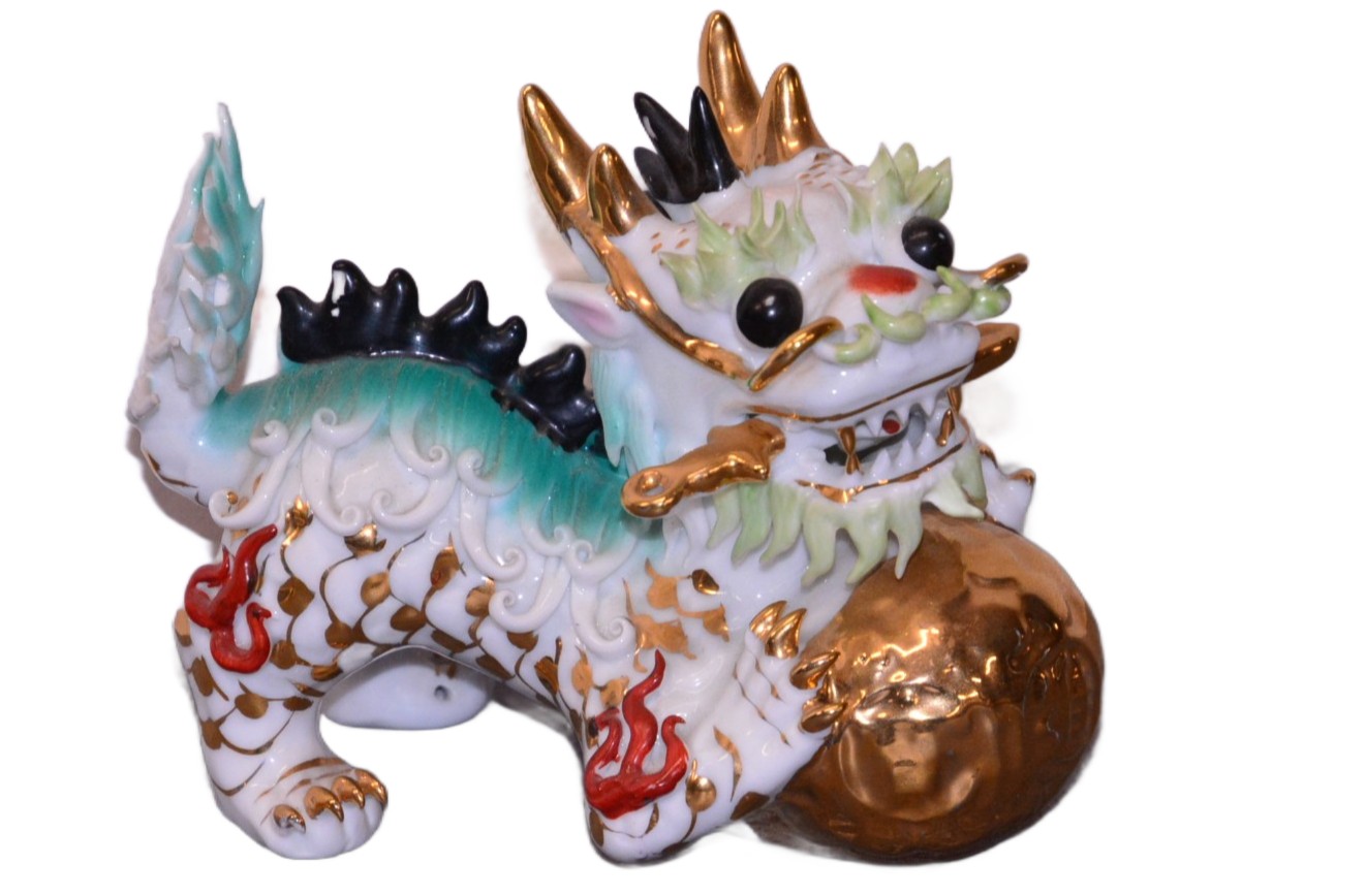 Porzellan Drachenfigur