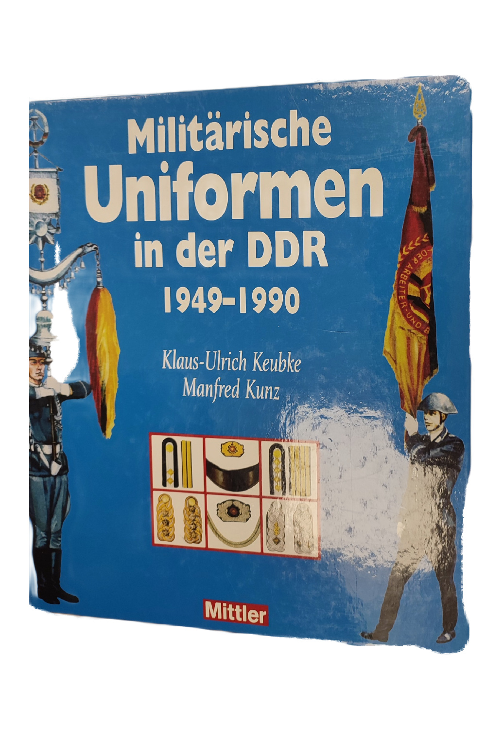 Militärische Uniformen DDR