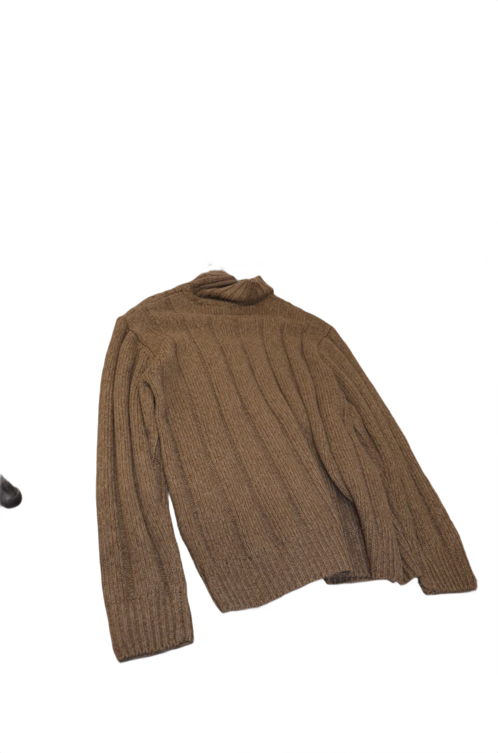 Brauner Pullover