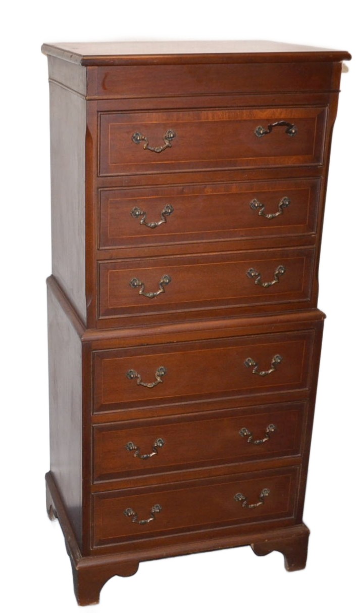 Kommodenschrank
