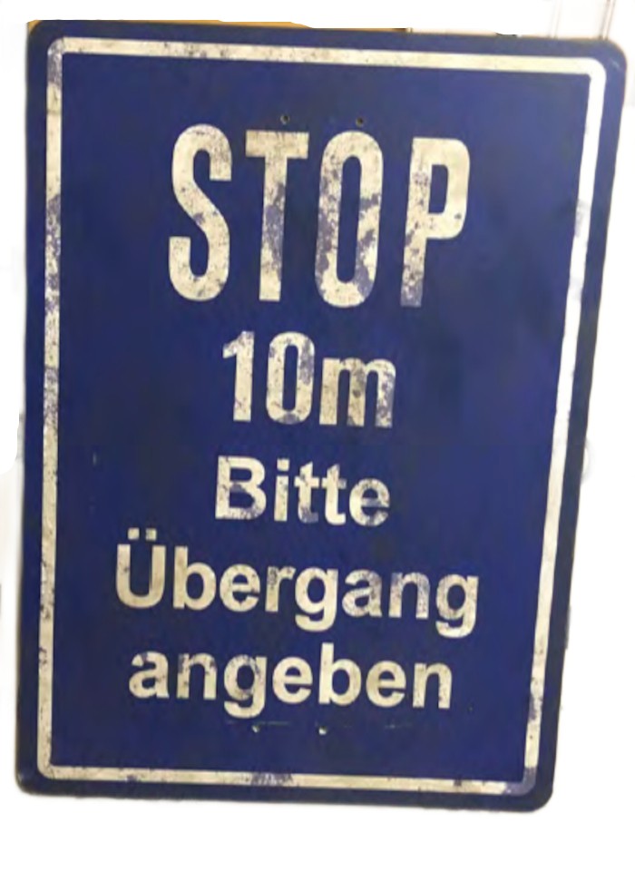 Hinweisschild Grenze DDR Dummy