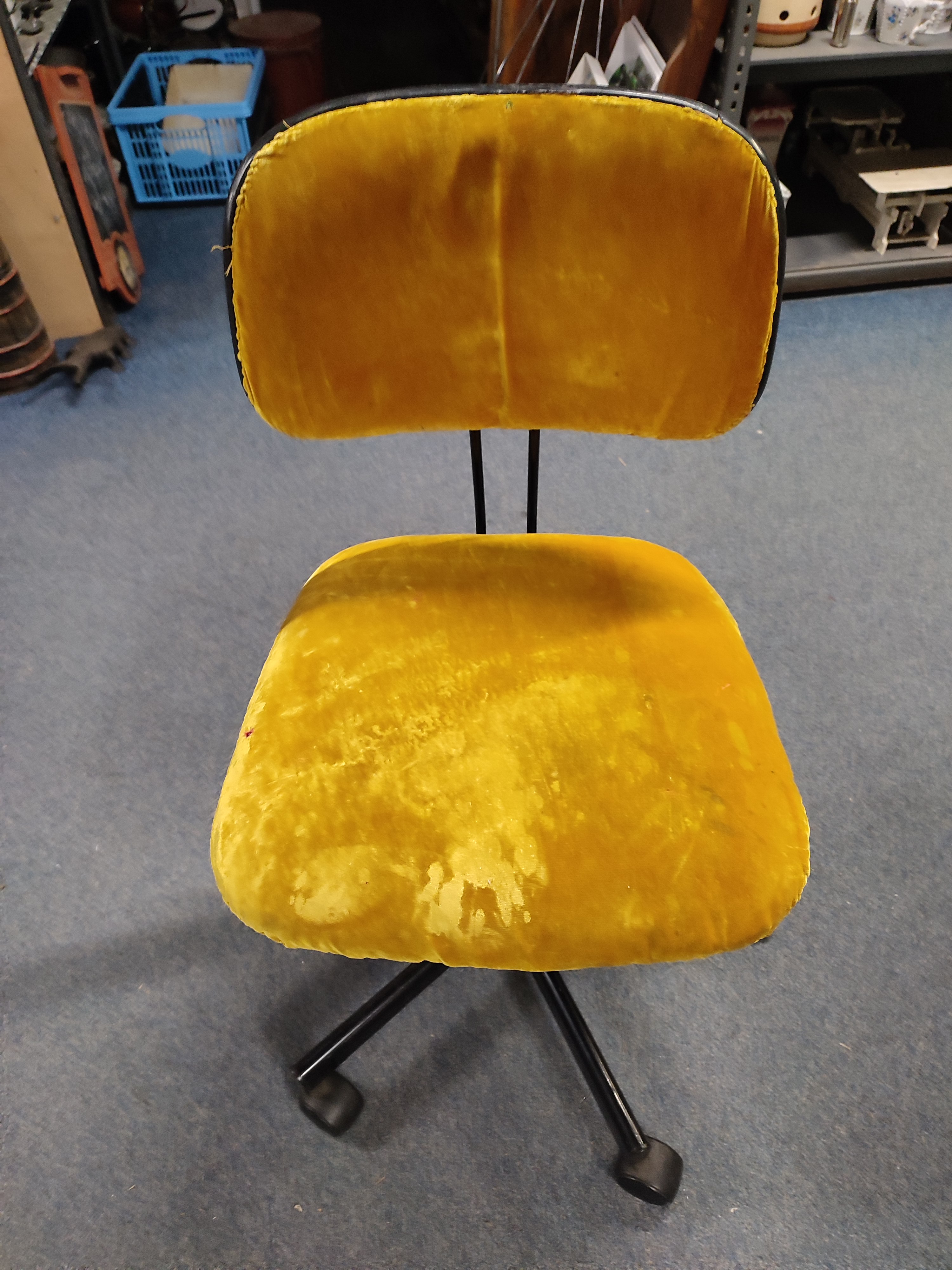Velours Bürostuhl
