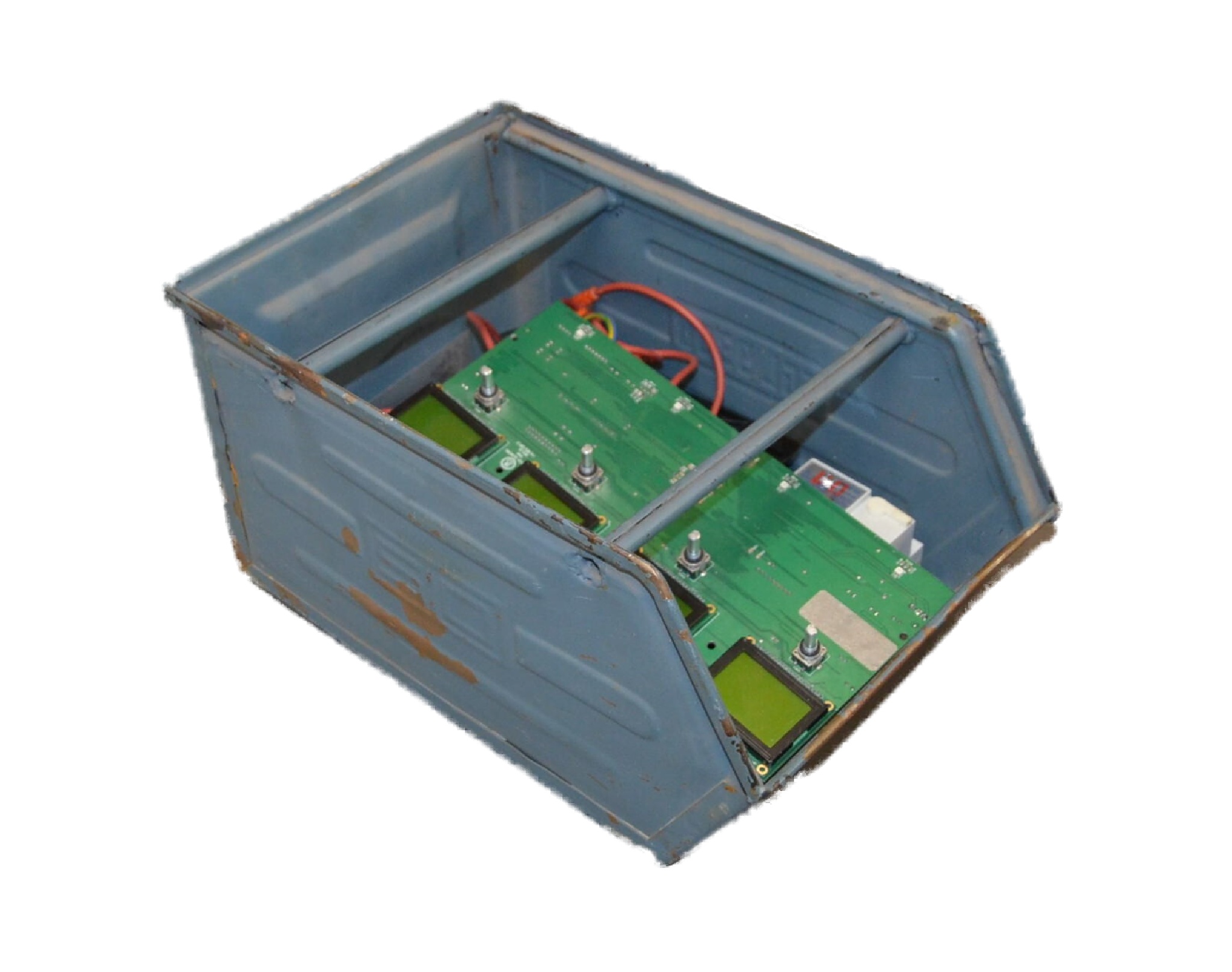 Werkzeugbox mit Schrott